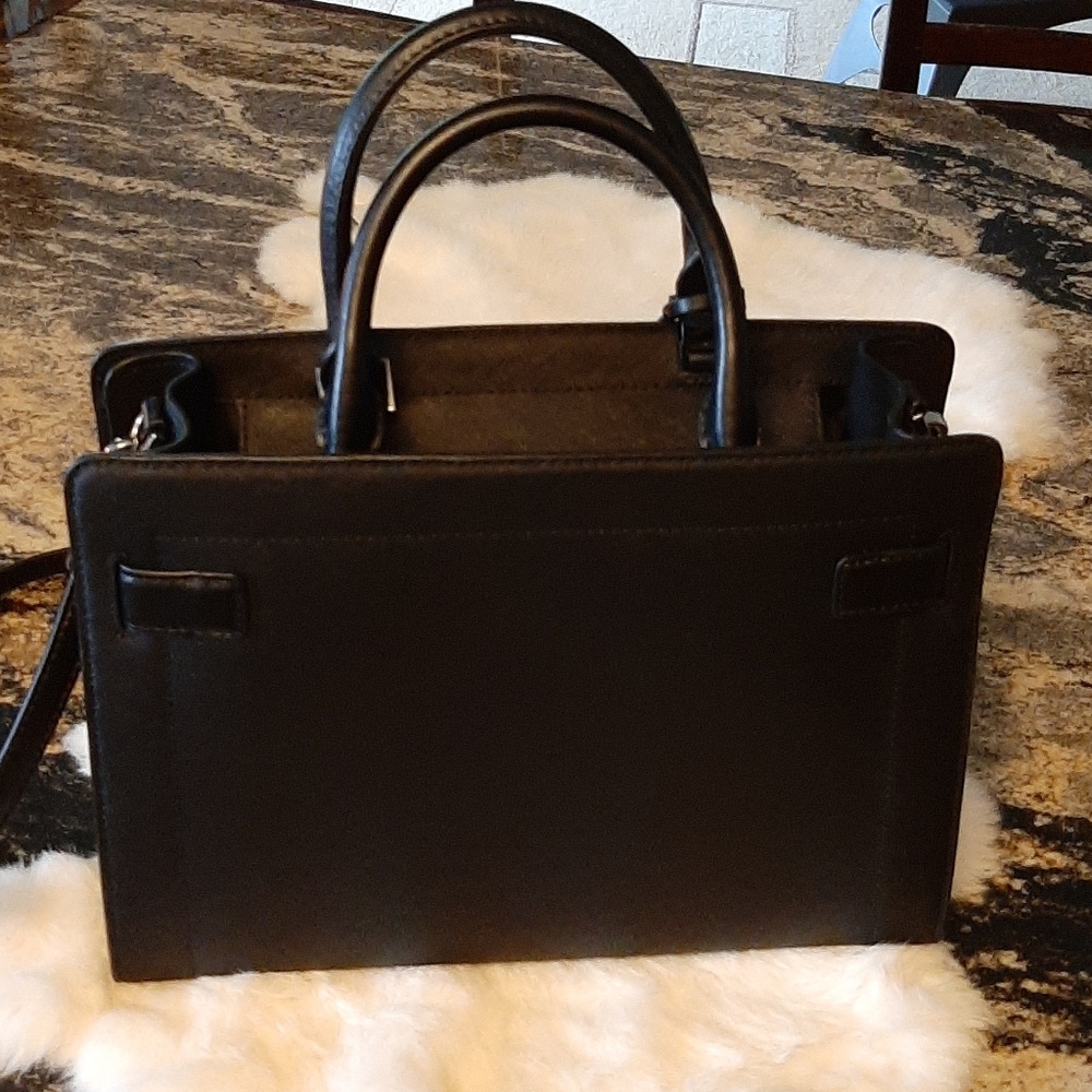 Authentic Michael Kors - Picture 3 of 10